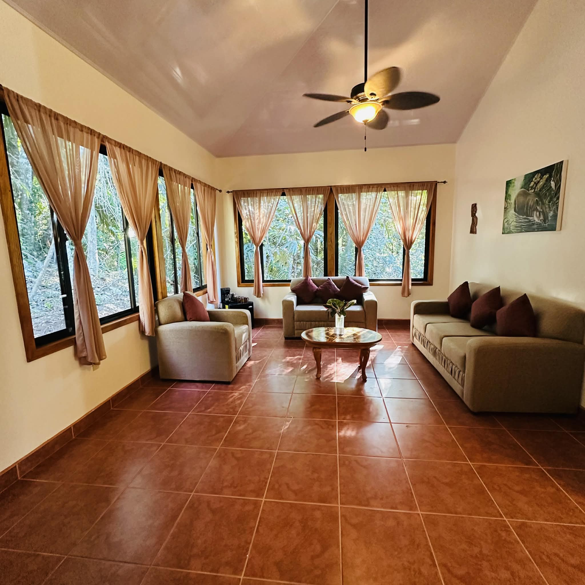 f1b55821-846c-481c-8e5c-36b8677b4a00